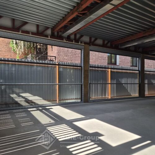 Алюминиевые гильотинные остекления для отапливаемого помещения. С электроприводом Simu (Франция). Монтаж в г.Архангельск.